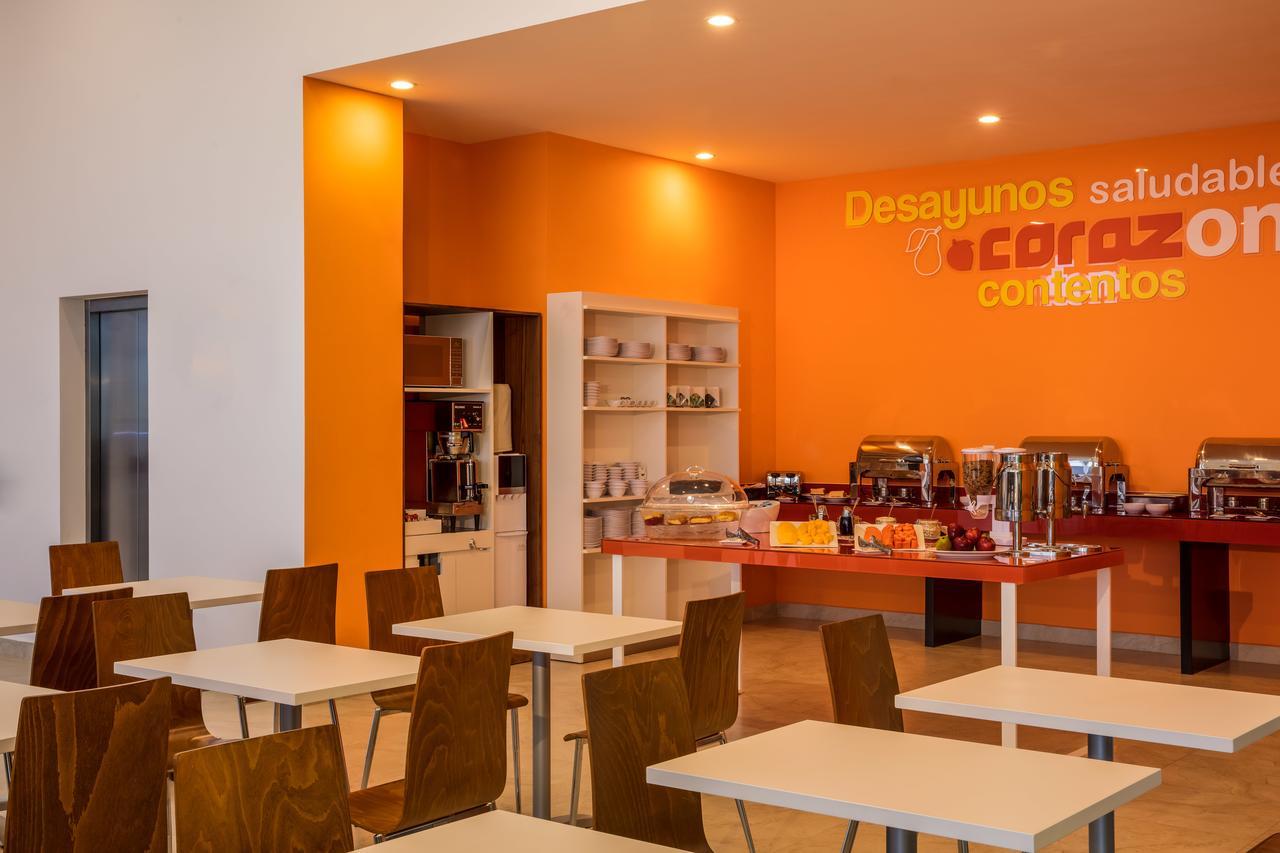 One Chihuahua Fashion Mall Εξωτερικό φωτογραφία